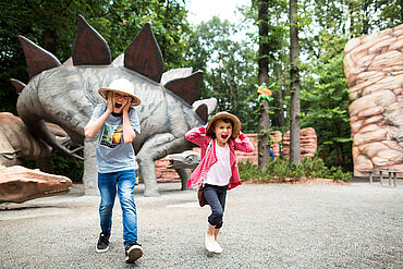 Kindergeburtstag im Saurierpark feiern